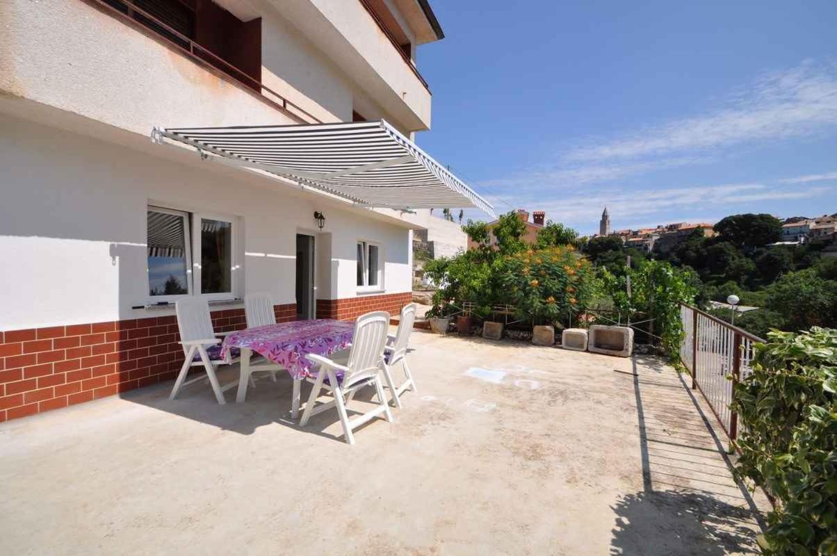 Apartment In Vrbnik/Insel Krk 36796 Eksteriør billede