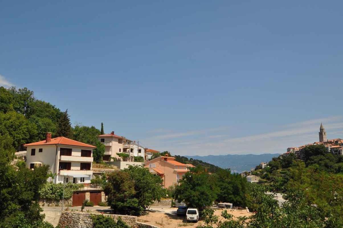 Apartment In Vrbnik/Insel Krk 36796 Eksteriør billede